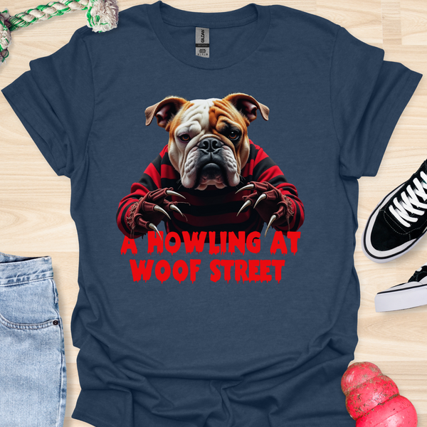 A Howling at Woof Street - Halloween - V2 - Bulldog on a Prowl T-Shirt