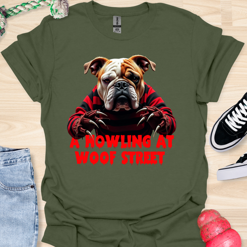 A Howling at Woof Street - Halloween - V2 - Bulldog on a Prowl T-Shirt