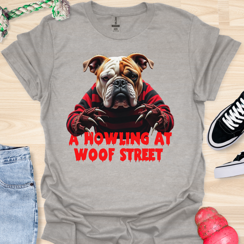 A Howling at Woof Street - Halloween - V2 - Bulldog on a Prowl T-Shirt