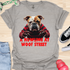 A Howling at Woof Street - Halloween - V2 - Bulldog on a Prowl T-Shirt